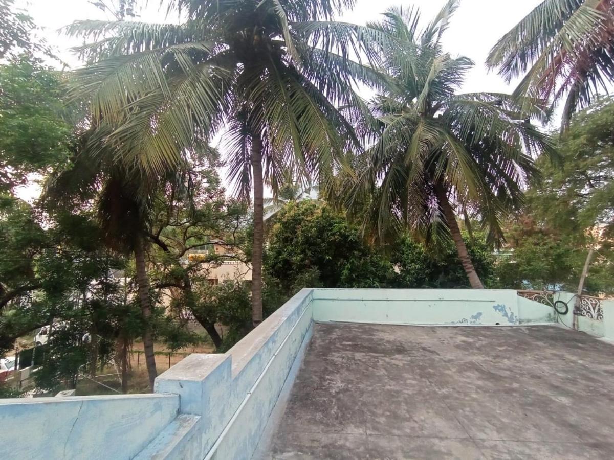 Tiruvannāmalai Sri Shankaraa Guest House מראה חיצוני תמונה